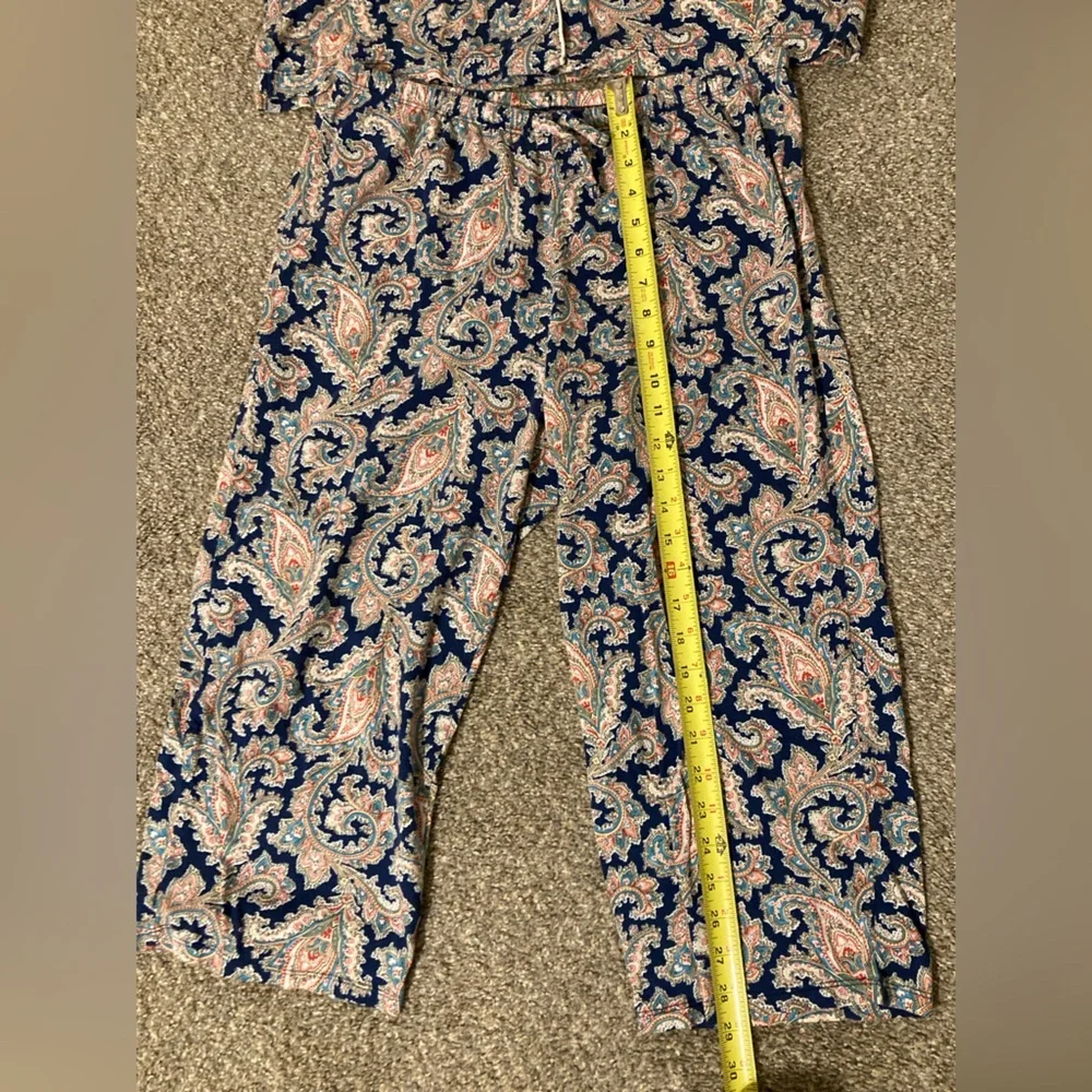 Lauren Ralph Lauren Blue and Pink Paisley Pajama Set, size medium - Picture 6 of 9